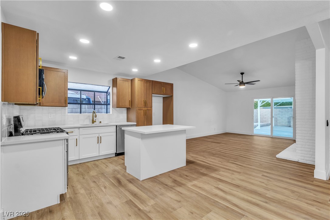 528 Sheffield Drive Property Photo 17
