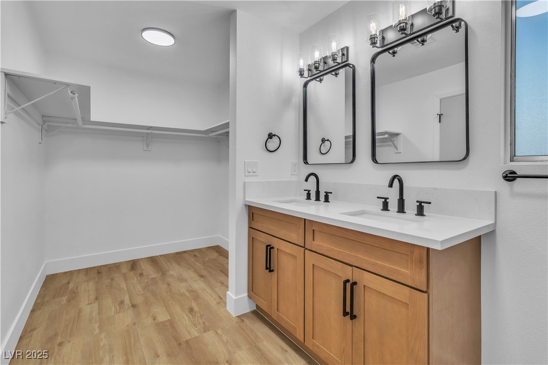 528 Sheffield Drive Property Photo 38