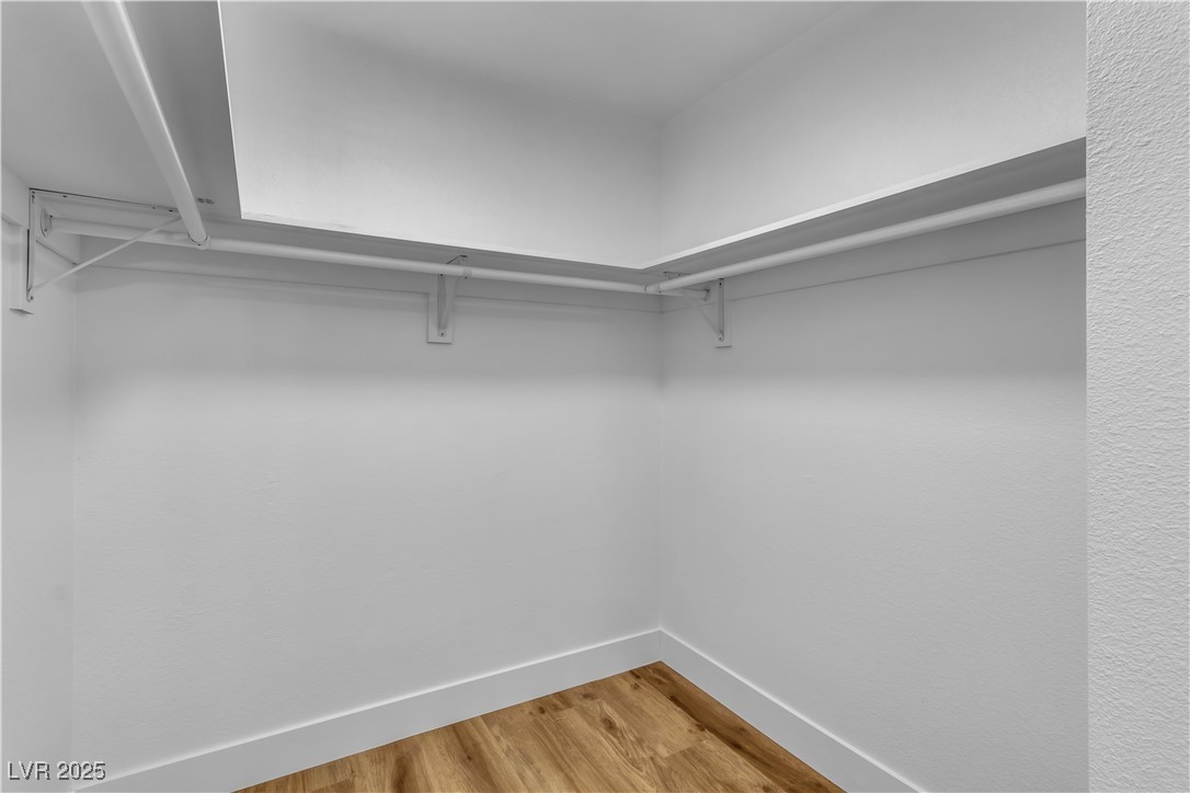 528 Sheffield Drive Property Photo 39