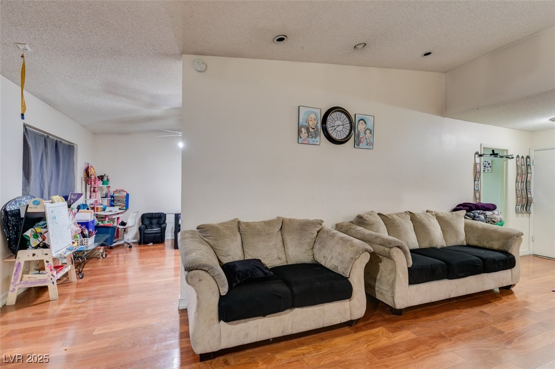 6202 La Palma Parkway Property Photo 13