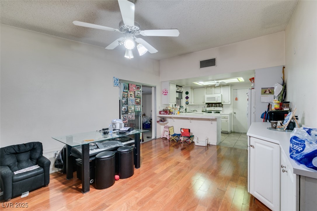 6202 La Palma Parkway Property Photo 15