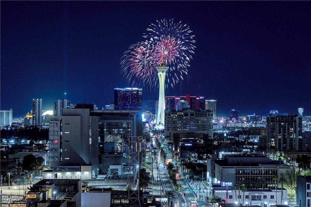 150 Las Vegas Boulevard 1707 Property Photo