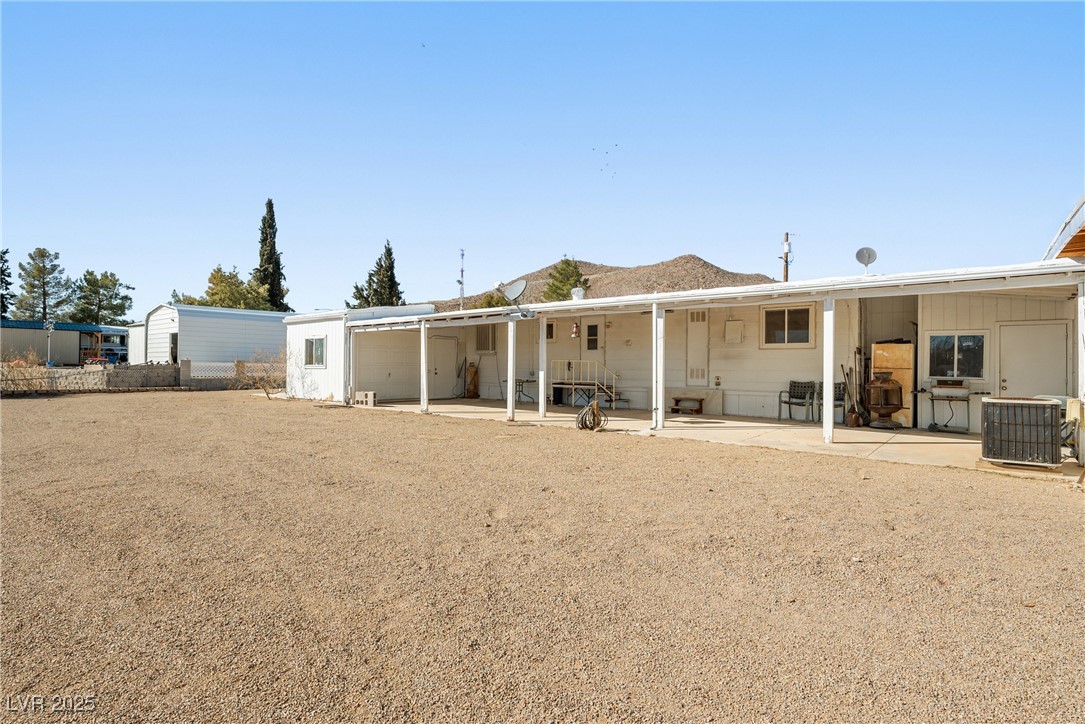 345 East Ormond Street Property Photo 4
