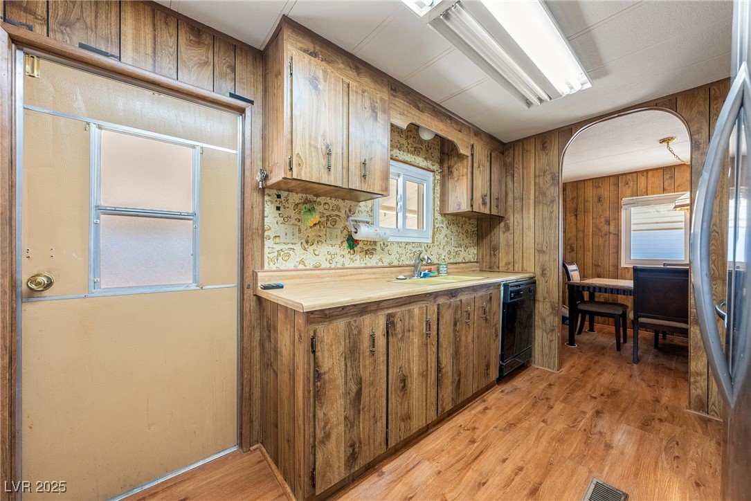 345 East Ormond Street Property Photo 17