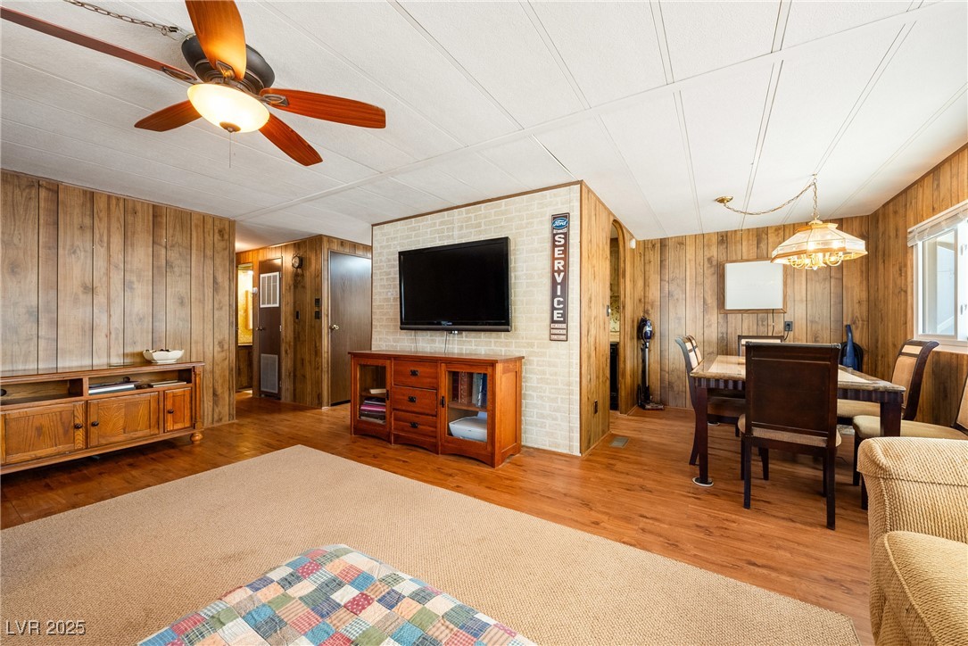 345 East Ormond Street Property Photo 22