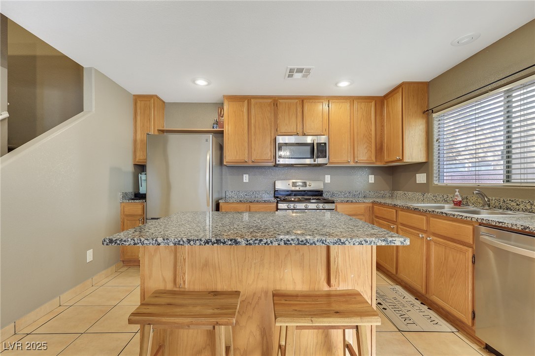 569 Brompton Street Property Photo 10
