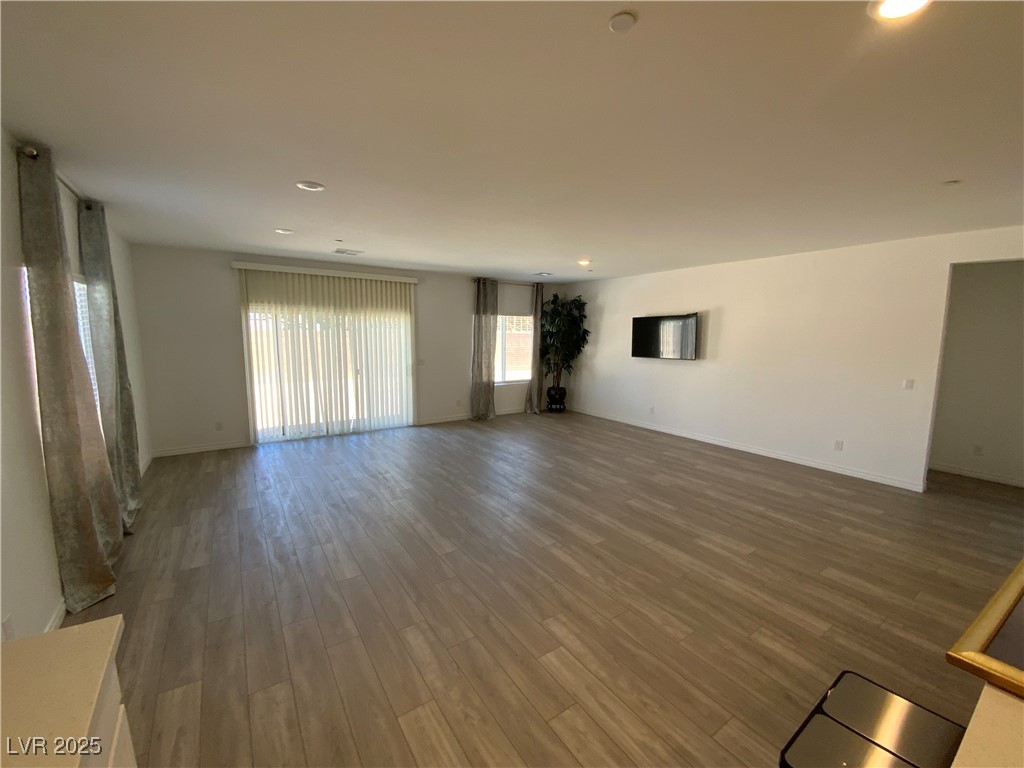 3706 Etendre Court Property Photo 6