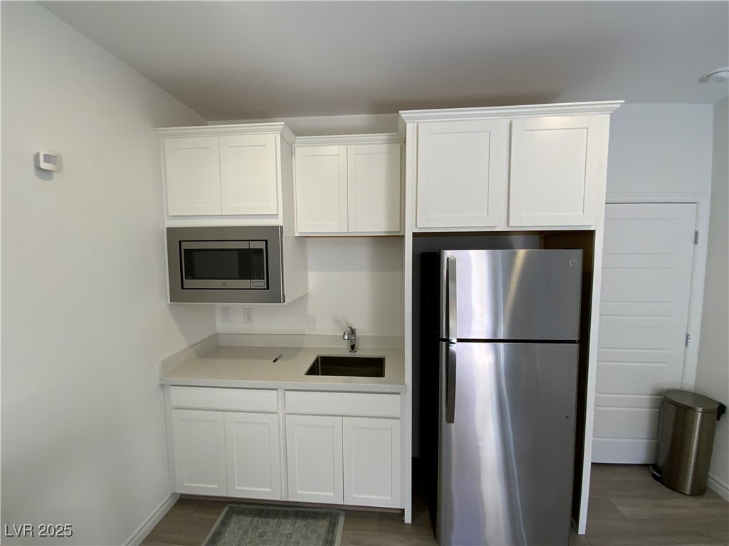 3706 Etendre Court Property Photo 25