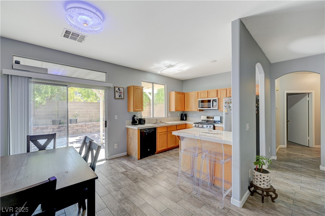 1421 Hometown Avenue Property Photo 11