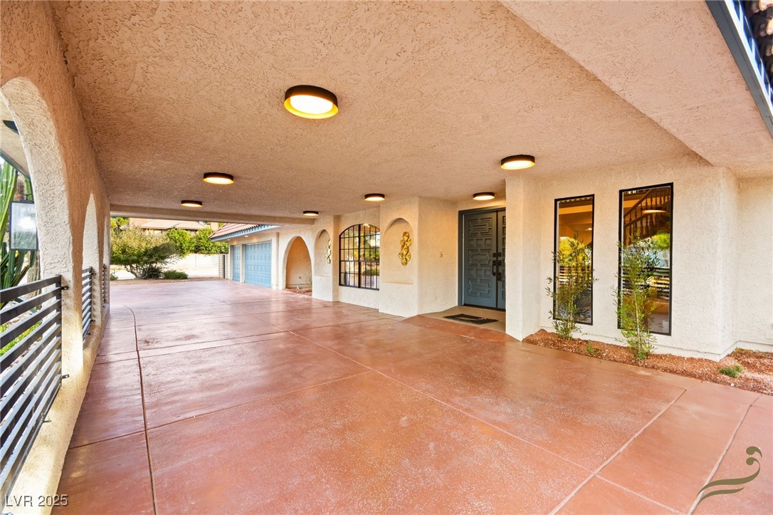 2501 Wimbledon Drive Property Photo 6
