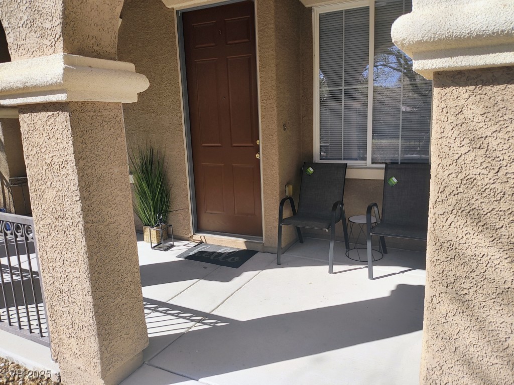 10079 South Riley Street Property Photo 2