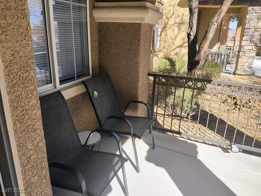 10079 South Riley Street Property Photo 3