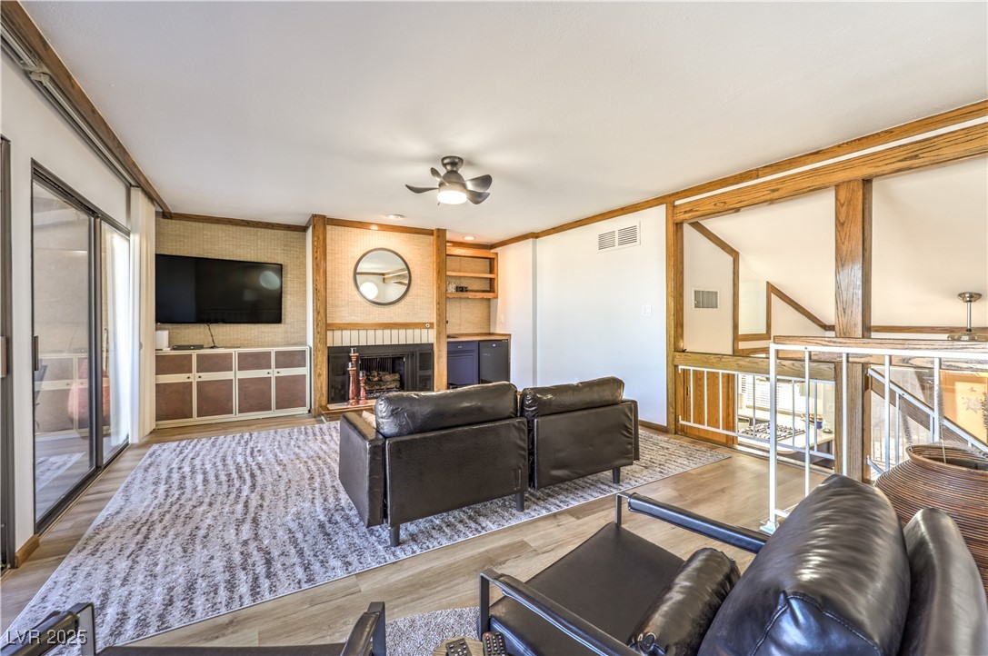 536 Greenbriar Place Property Photo 8