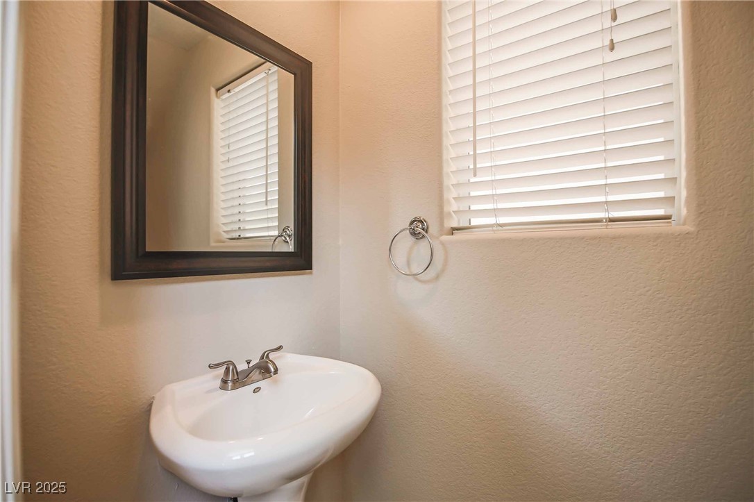 9041 Secret Valley Street Property Photo 8