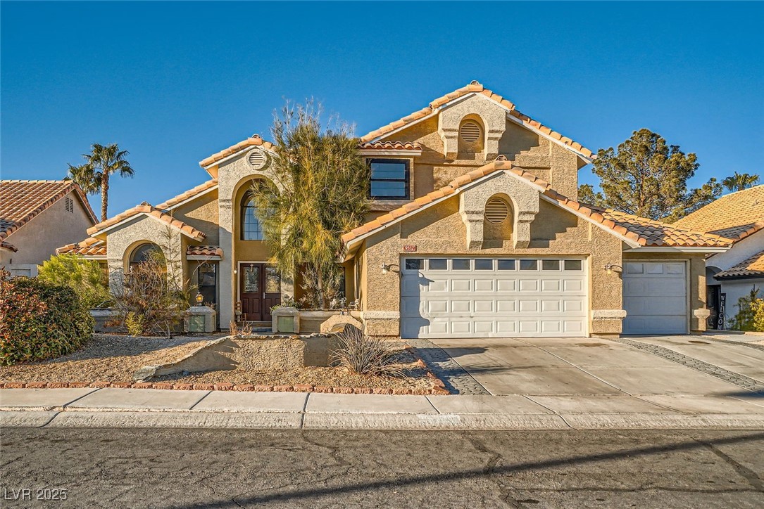 9532 Cliff View Way Property Photo 1