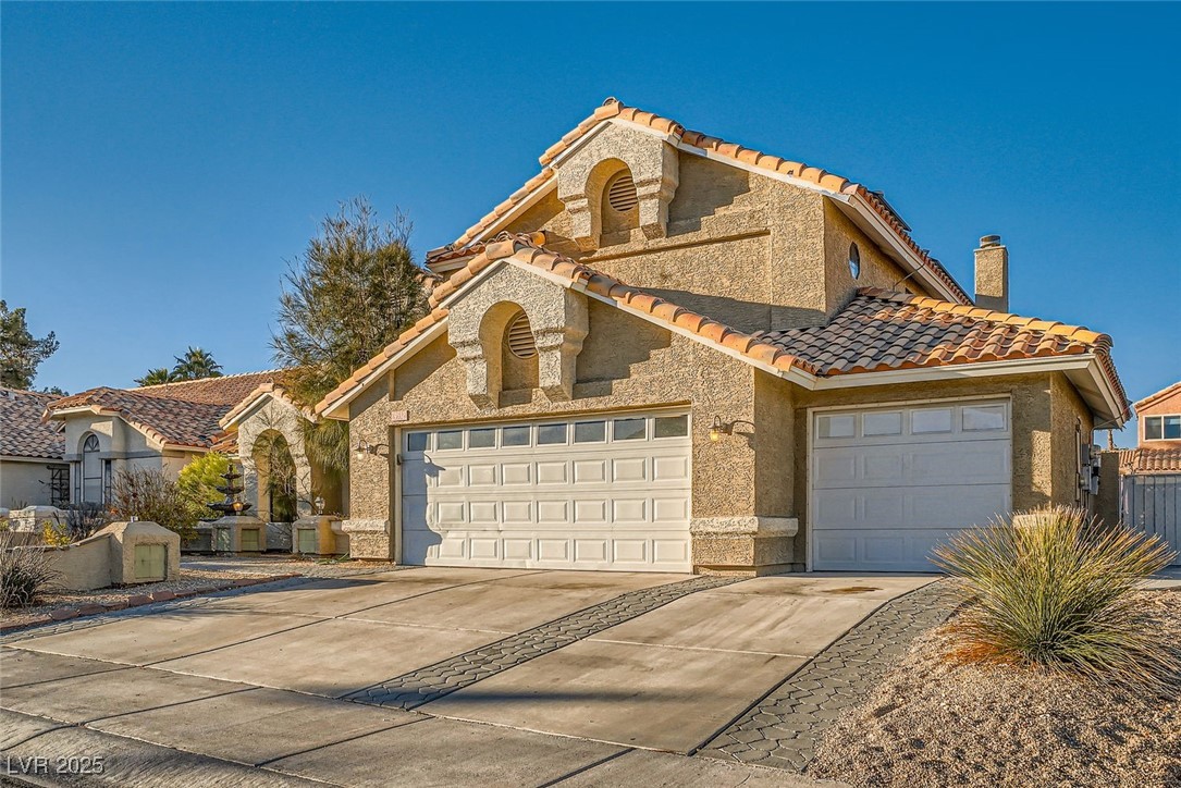 9532 Cliff View Way Property Photo 3