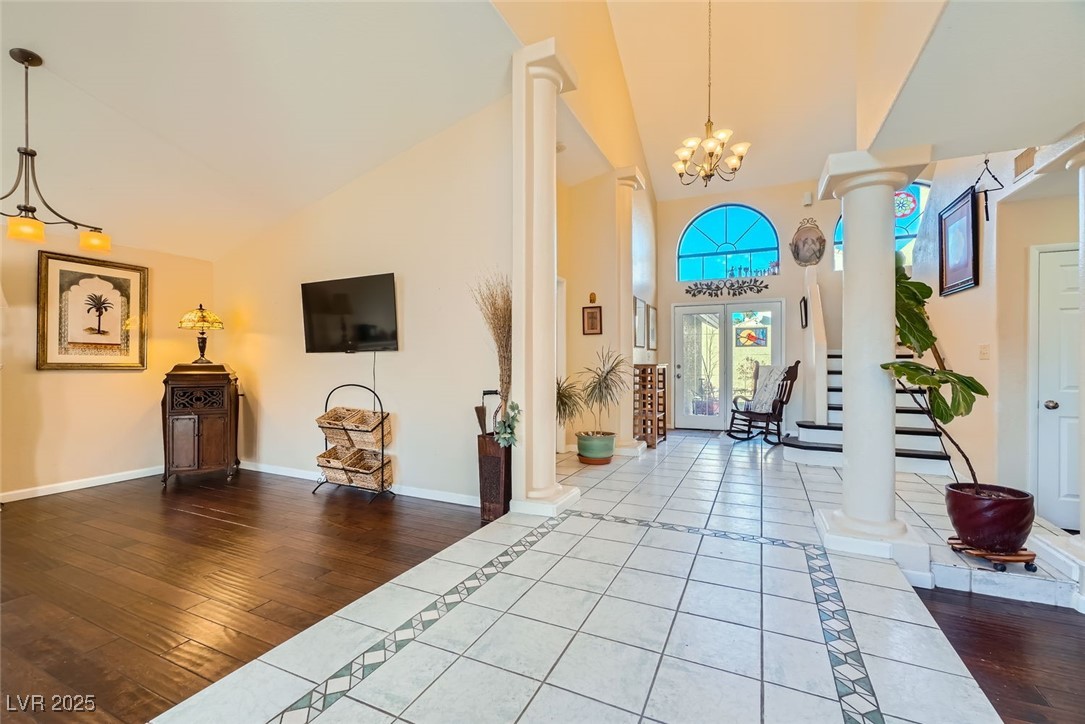 9532 Cliff View Way Property Photo 7