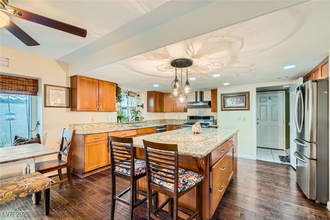 9532 Cliff View Way Property Photo 14