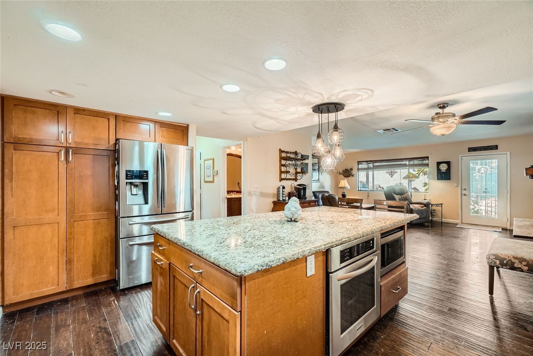 9532 Cliff View Way Property Photo 15