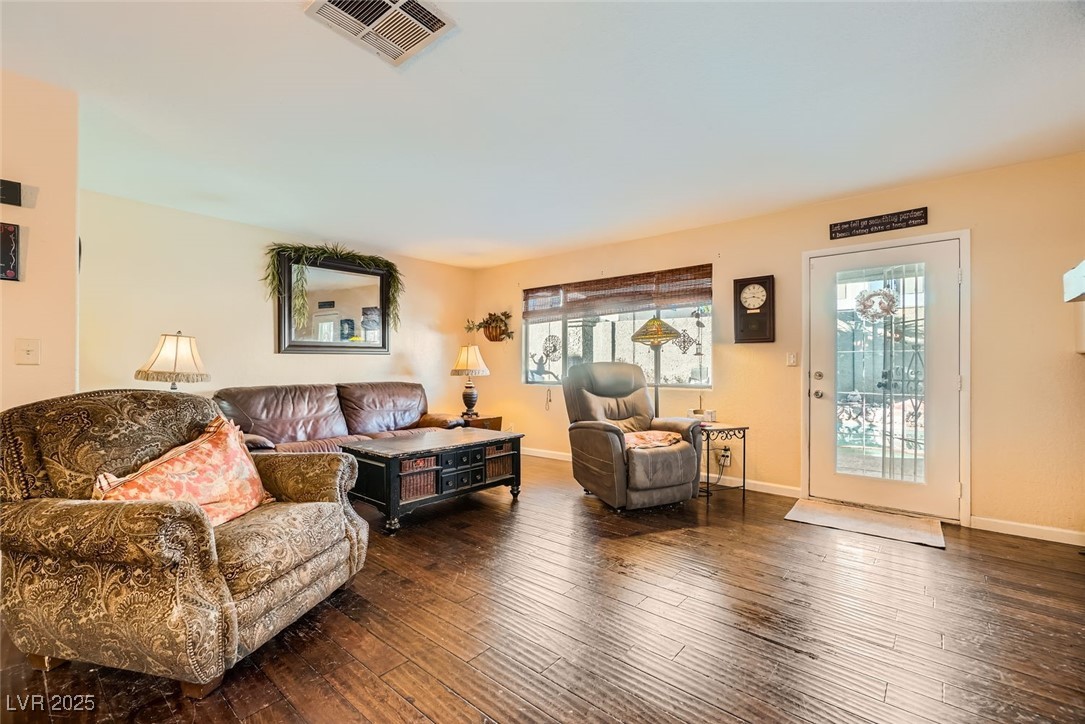9532 Cliff View Way Property Photo 18