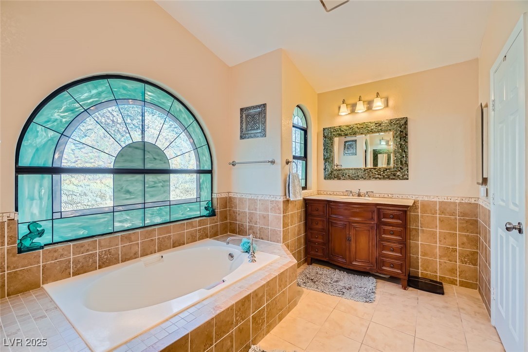 9532 Cliff View Way Property Photo 27