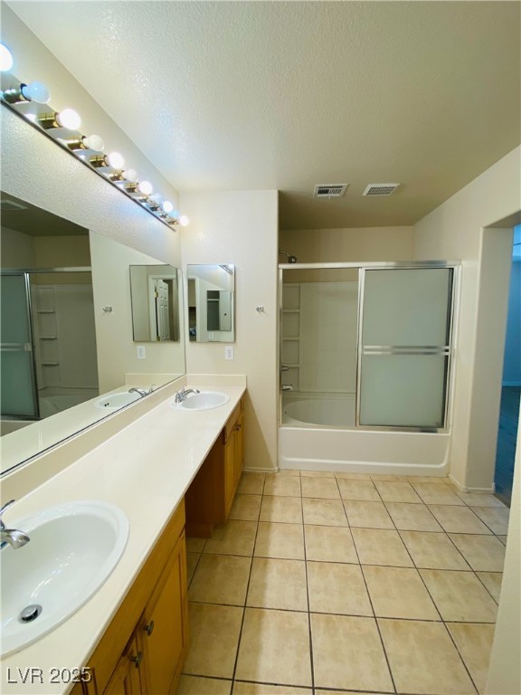 3661 Hammock Street Property Photo 17