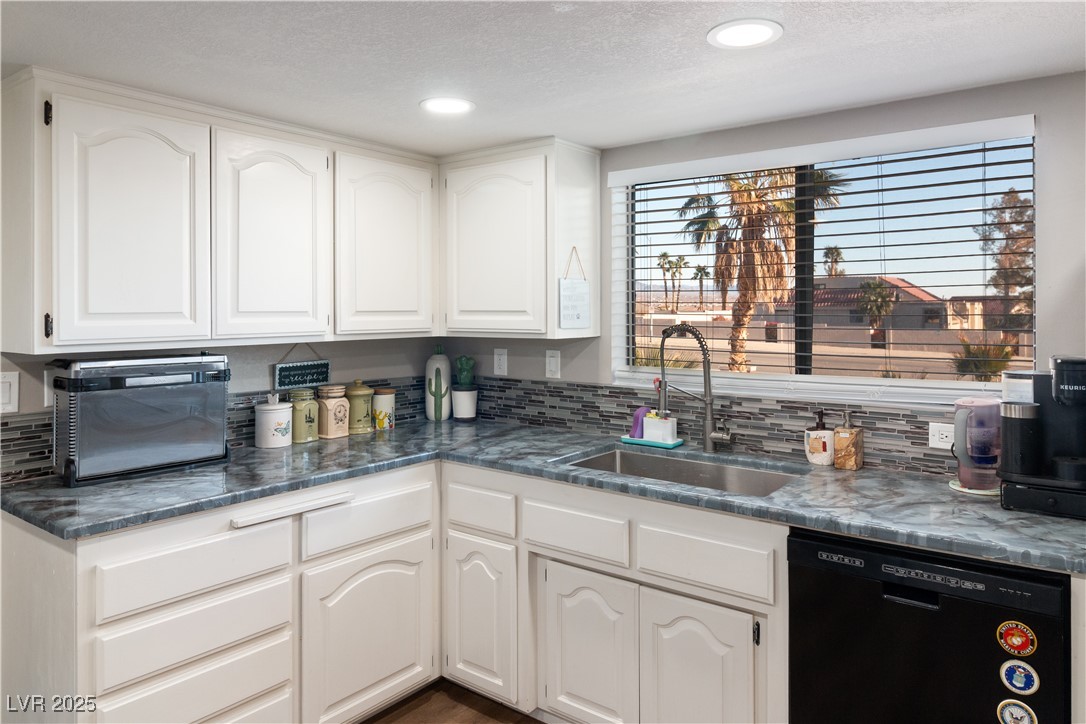 2111 River City Drive Property Photo 14