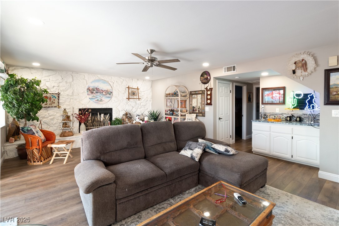 2111 River City Drive Property Photo 26