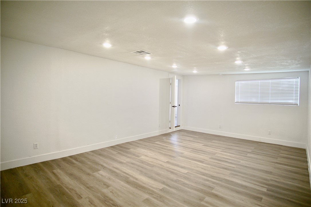 1254 Melville Drive Property Photo 13