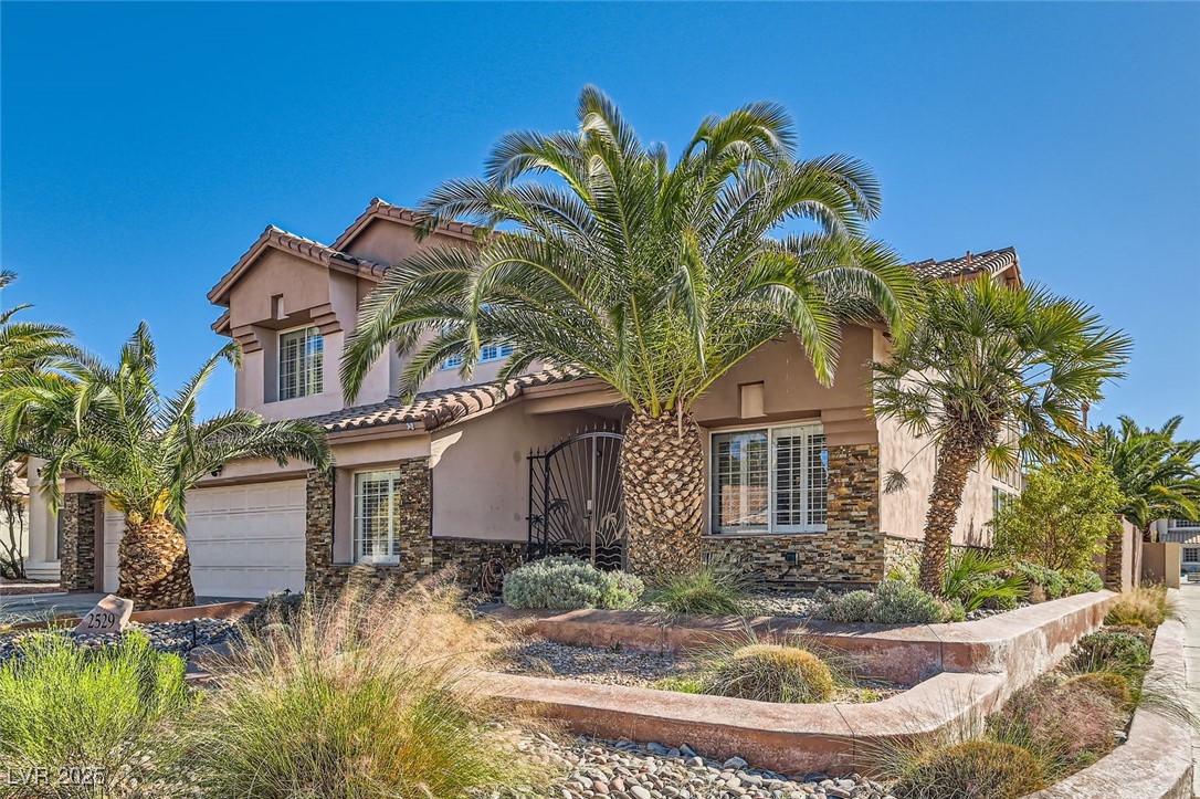 2529 Vera Cruz Circle Property Photo 2