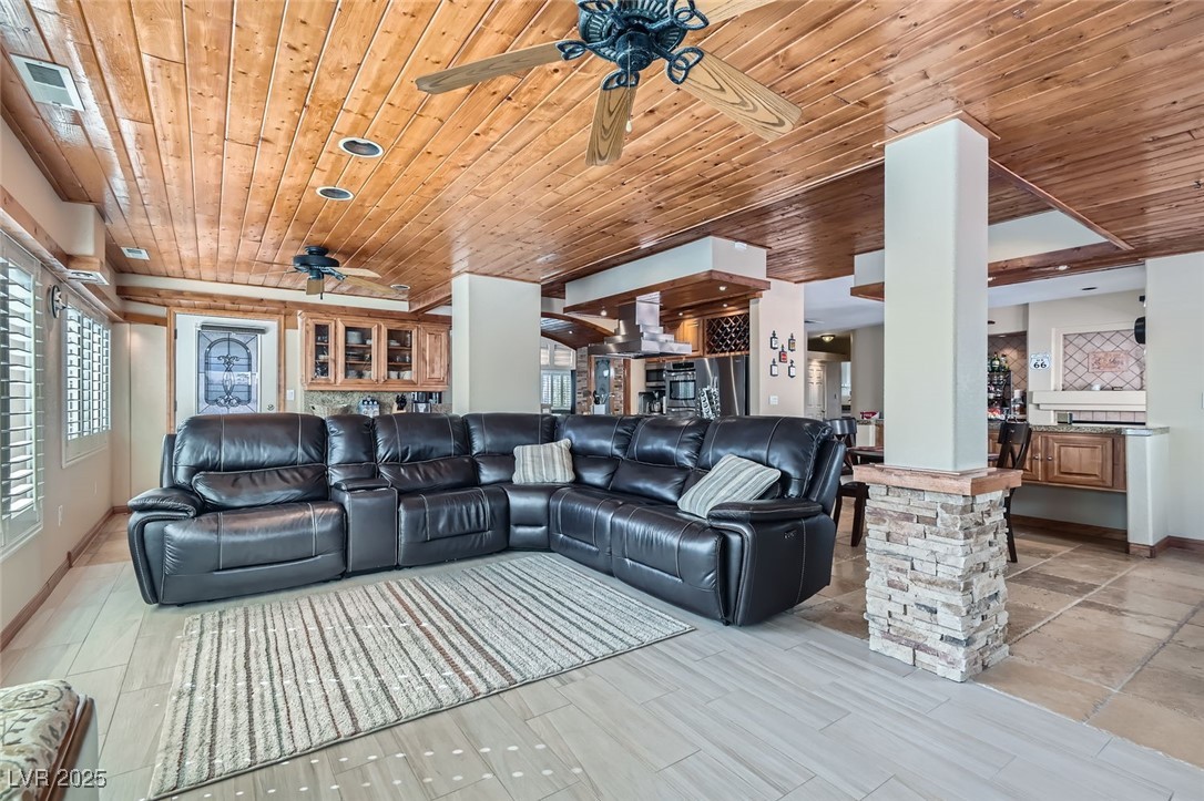 2529 Vera Cruz Circle Property Photo 11