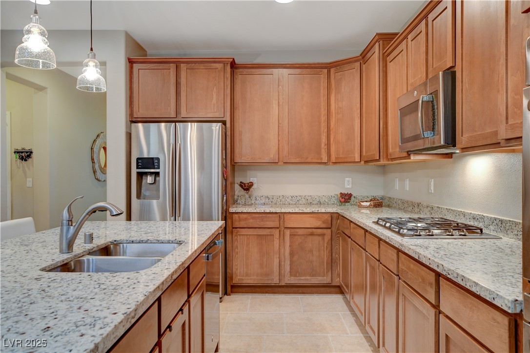 5741 Shadow Bend Drive Property Photo 12