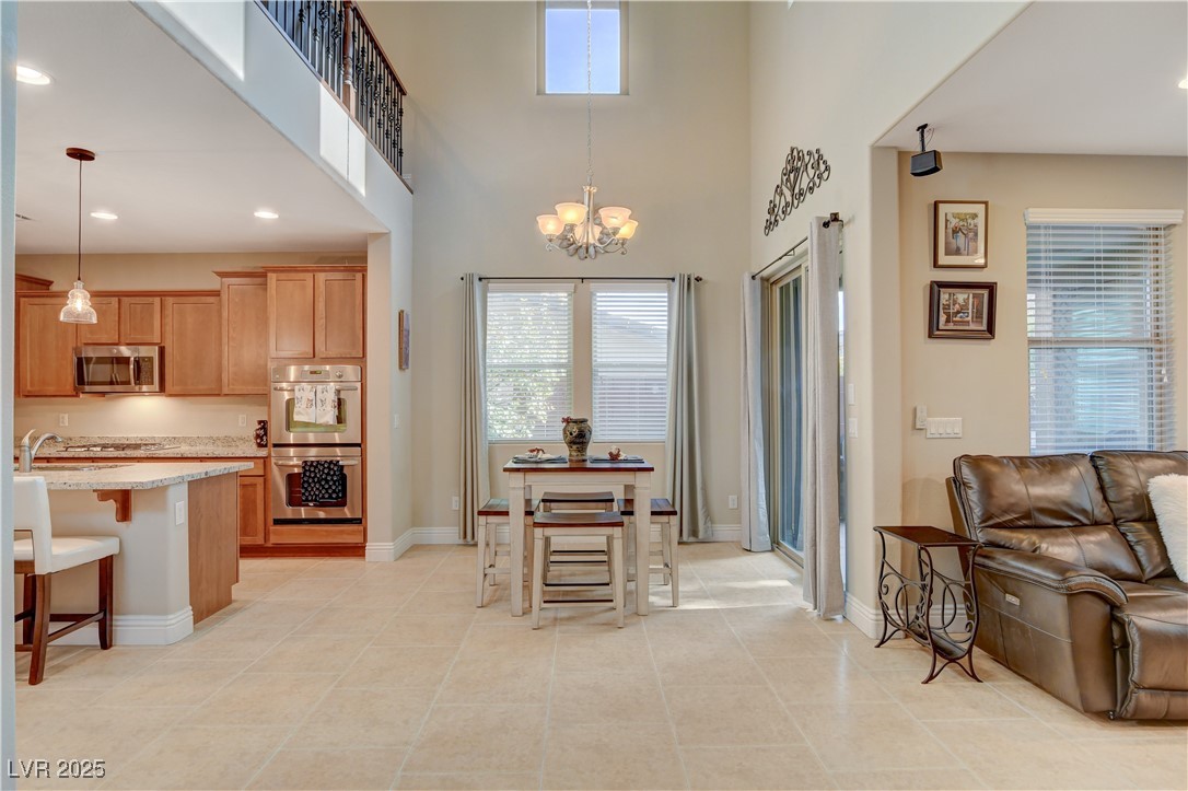 5741 Shadow Bend Drive Property Photo 21