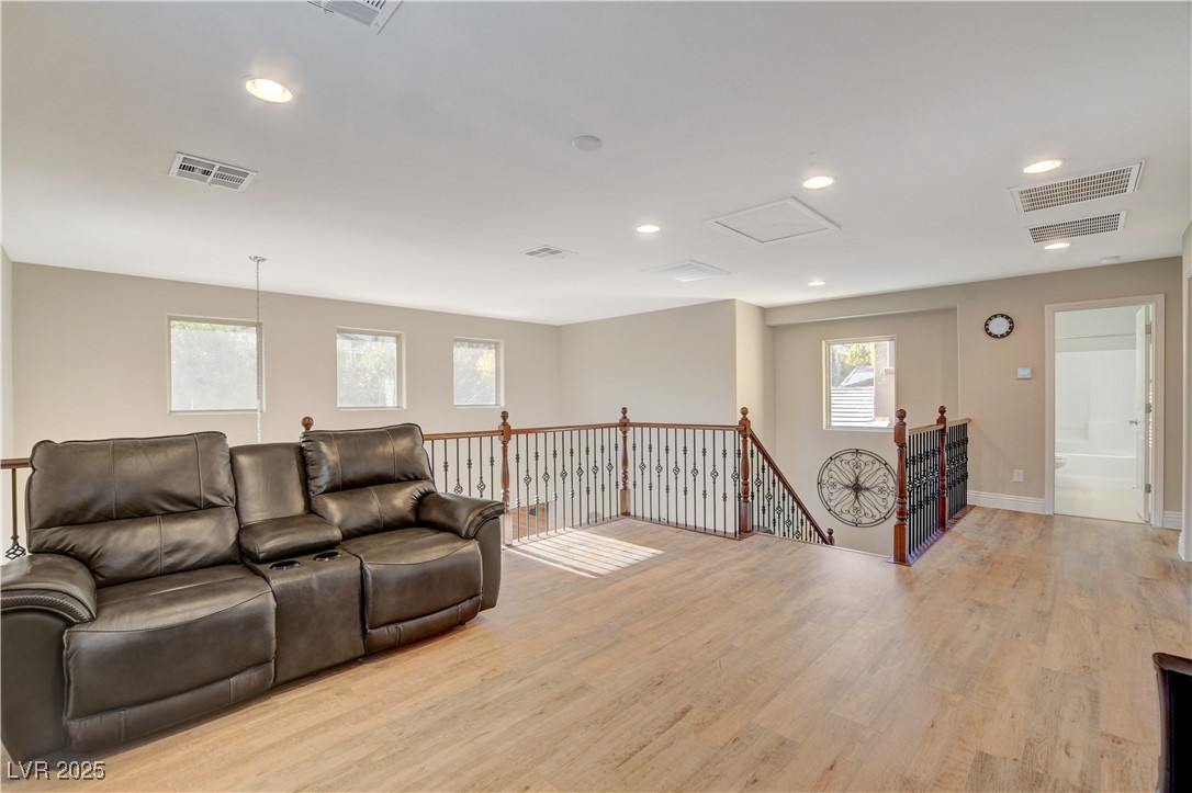 5741 Shadow Bend Drive Property Photo 38