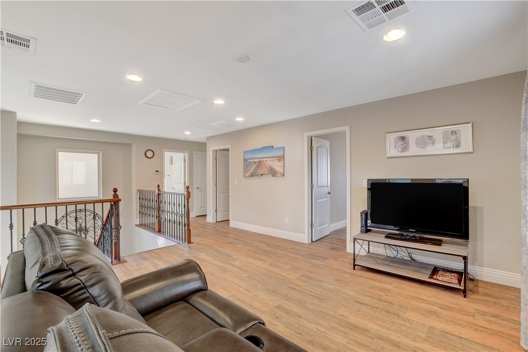 5741 Shadow Bend Drive Property Photo 39
