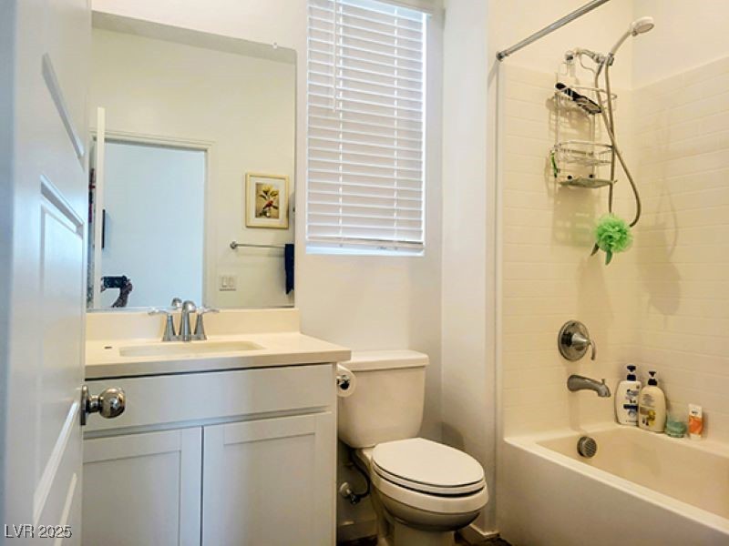 8206 Vino Merlot Avenue Property Photo 15