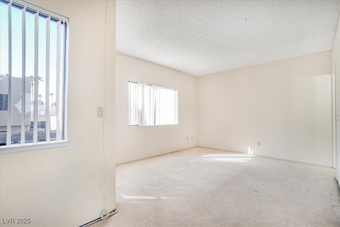 2647 Jacyra Avenue Property Photo 17