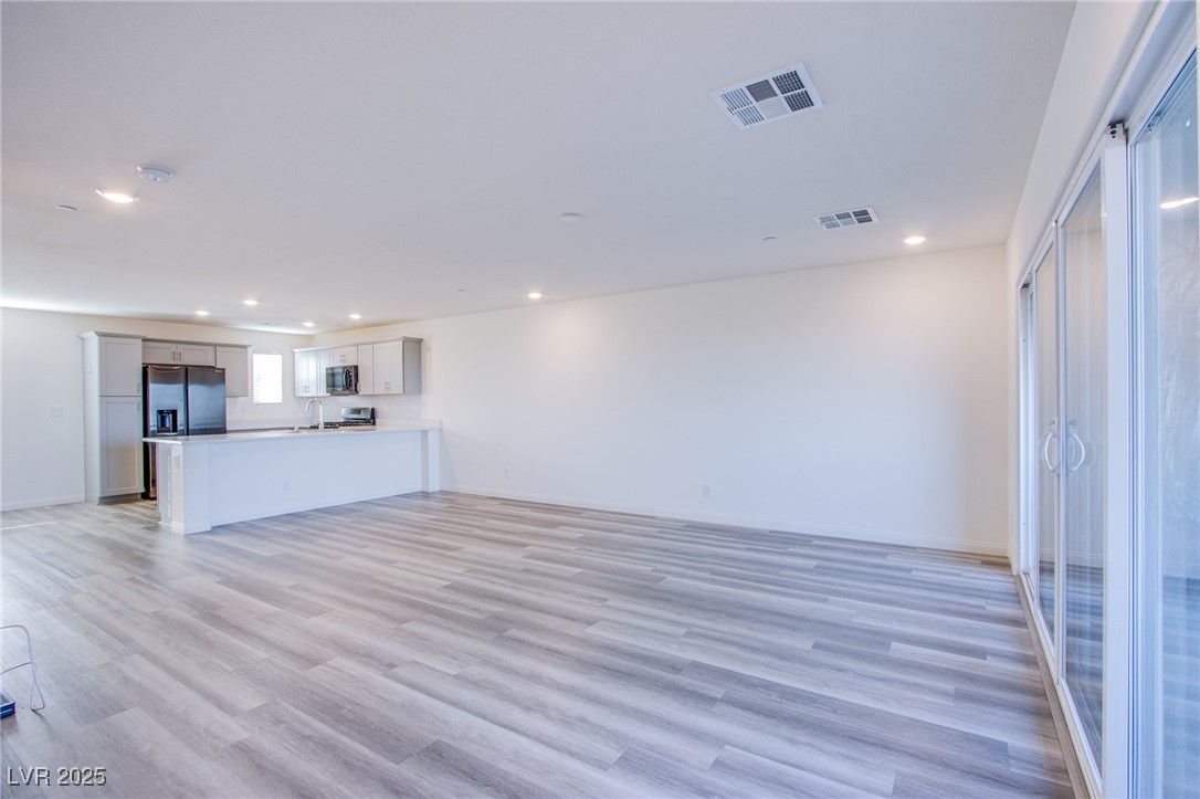 3832 Enchanted Sky Street Property Photo 3