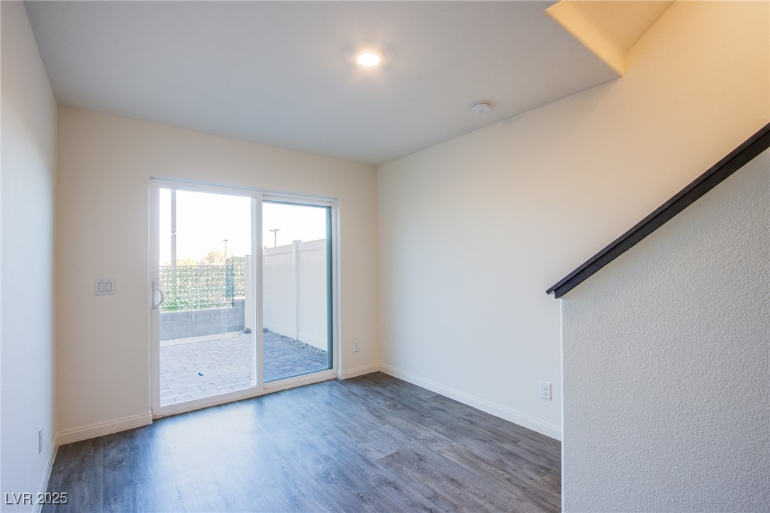 3832 Enchanted Sky Street Property Photo 9