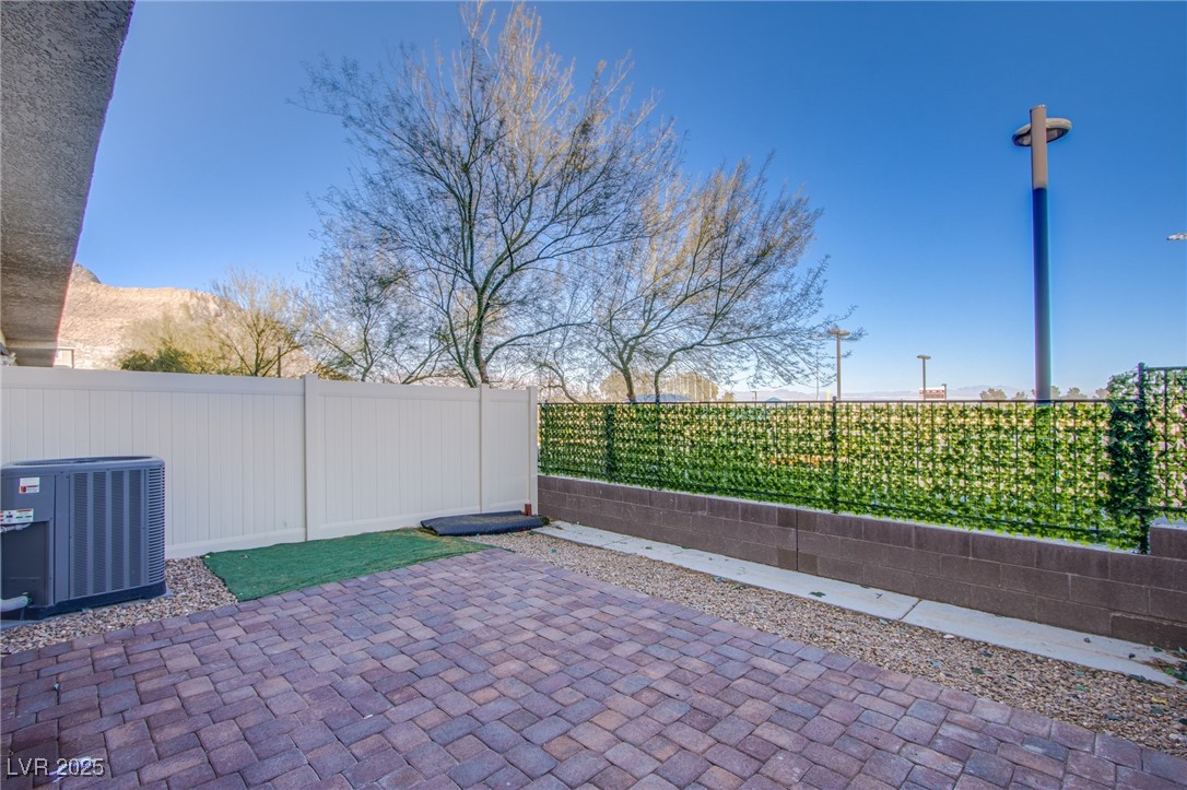 3832 Enchanted Sky Street Property Photo 25