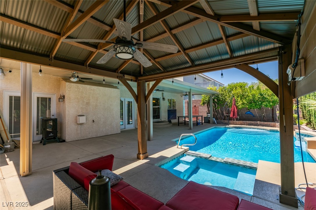 6686 Enchanted Cove Court Property Photo 27