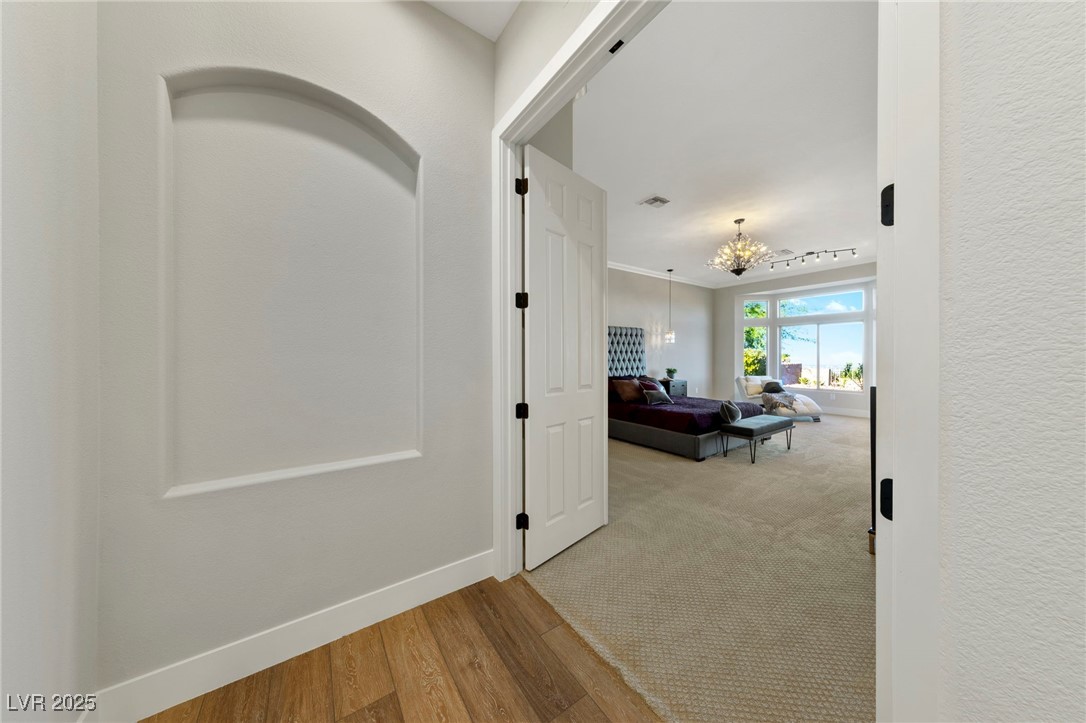 2548 Faiss Drive Property Photo 32