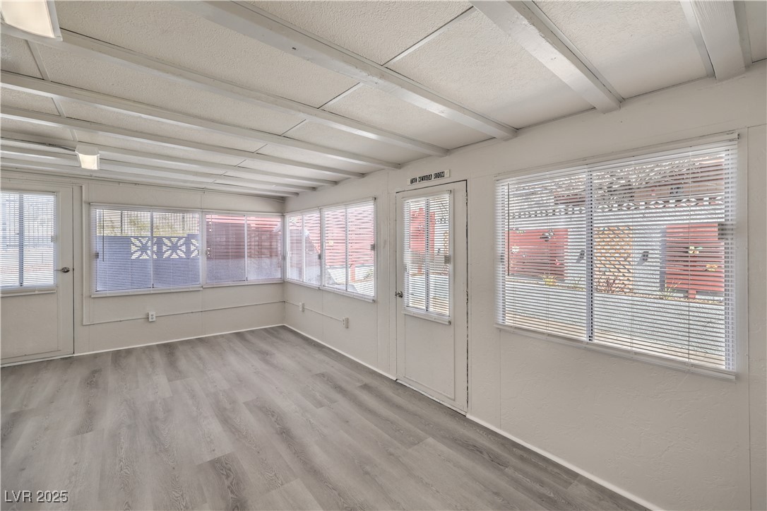 513 Elm Street Property Photo 20