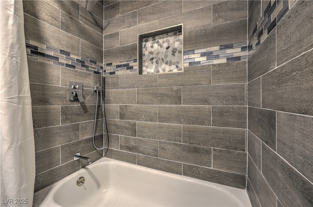 513 Elm Street Property Photo 32
