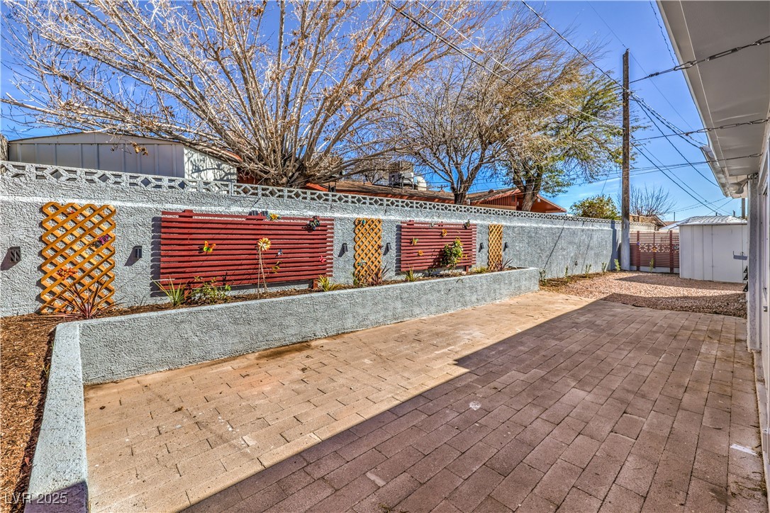 513 Elm Street Property Photo 35
