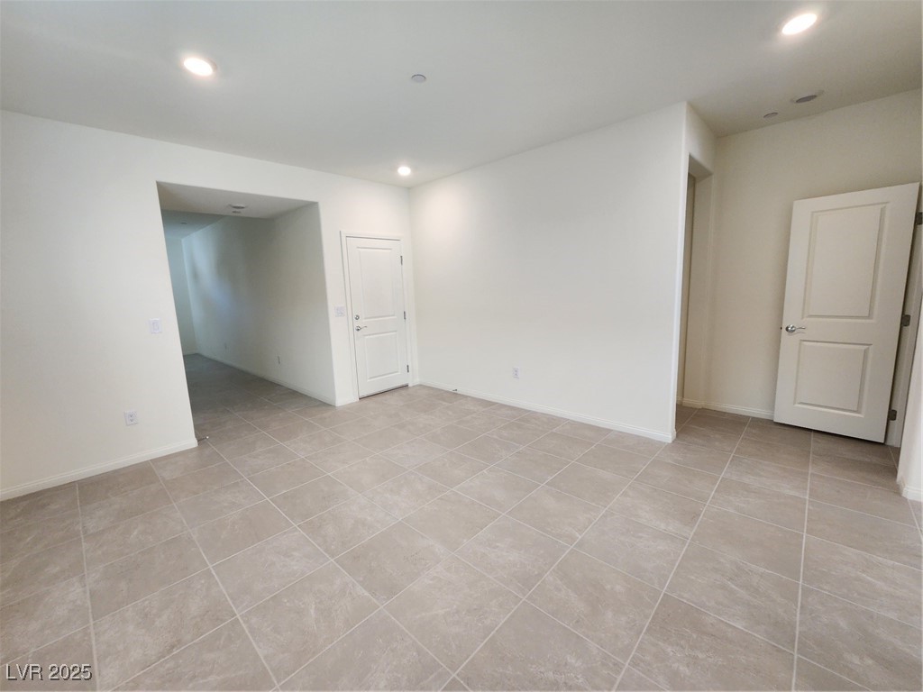 4500 Bayley Skye Avenue Property Photo 15