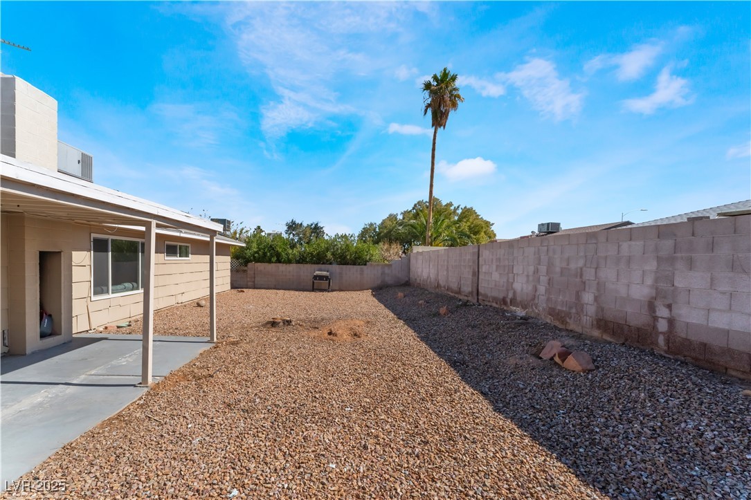 7817 Aplin Avenue Property Photo 35