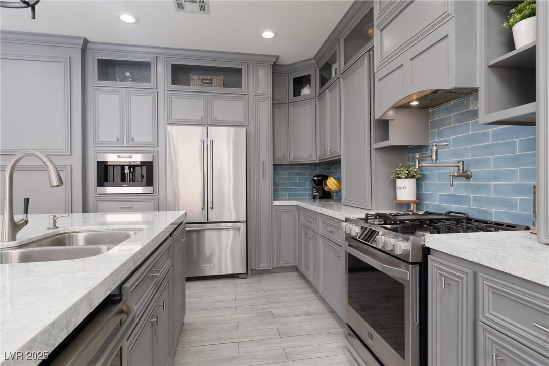 575 Lacabana Beach Drive Property Photo 13