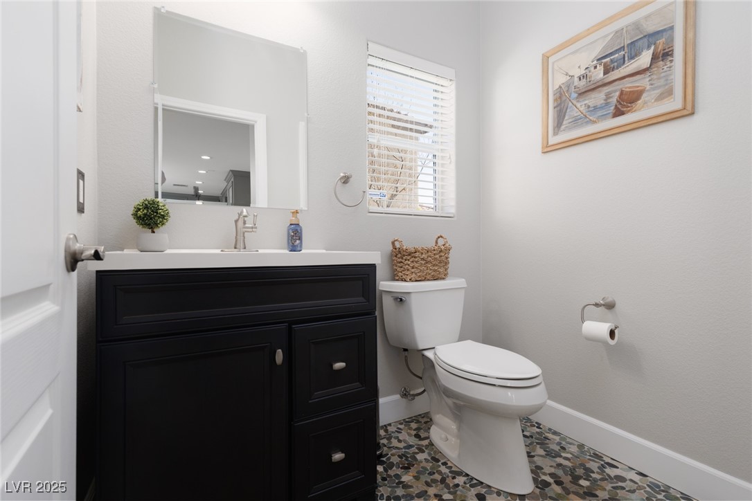 575 Lacabana Beach Drive Property Photo 23