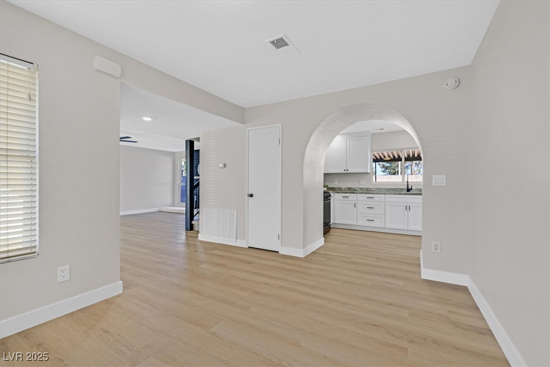 2402 El Cid Court Property Photo 5
